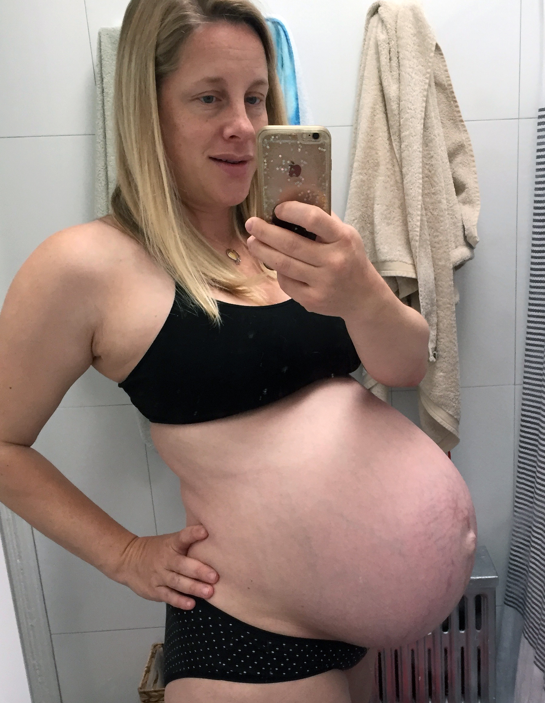 35.5 weeks - scary belly